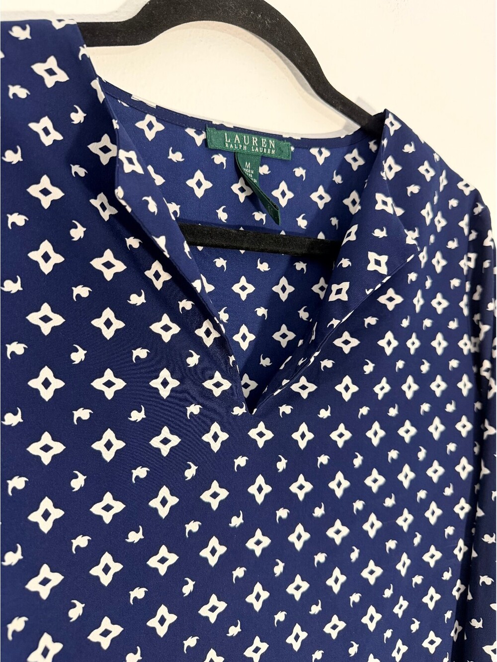 Lauren Ralph Lauren Blue White Geometric Print Long Sleeve Blouse Size M - Picture 6 of 6